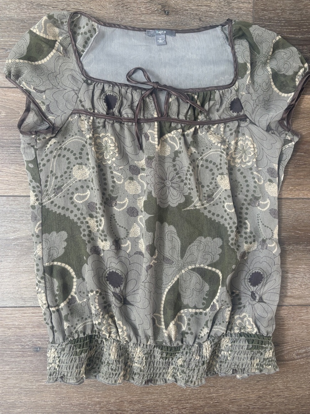 Olive and Tan Floral Scoop-Neck Short Sleeve Top